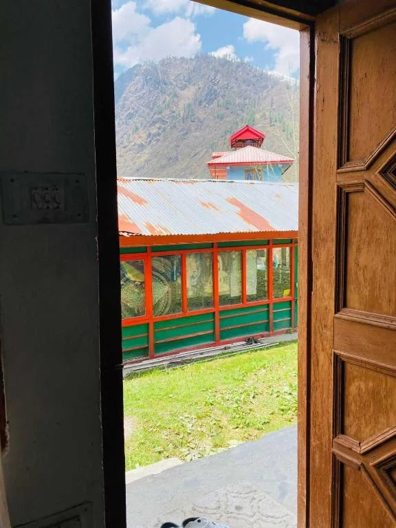 Double Room with Mountain View, Shalom Cafe & Guesthouse