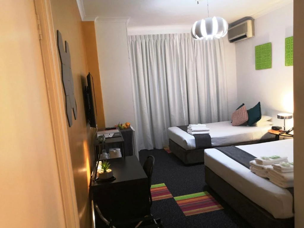 Deluxe Room, Criterion Hotel Perth