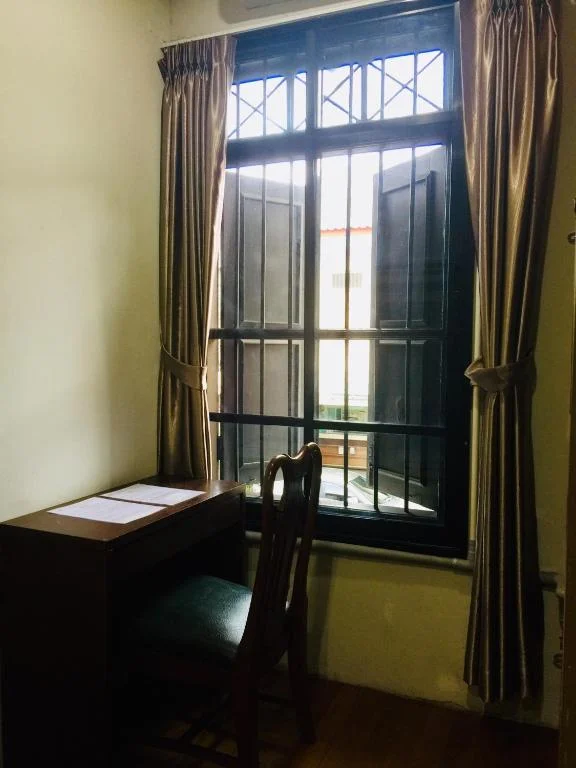 Twin Room with City View, Phuket Sunny Hostel
