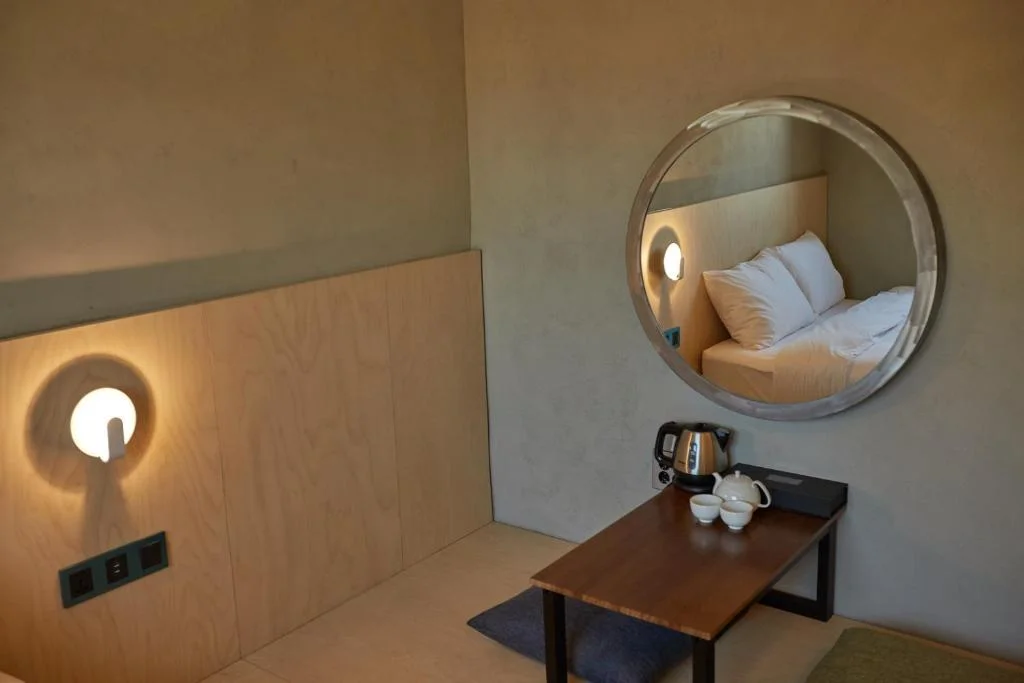 Double Room, Slow Stay DA