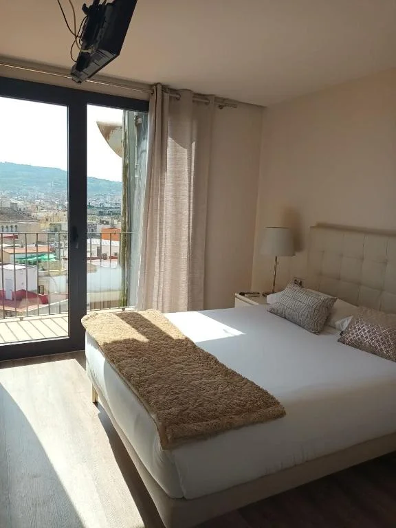 Superior Family Room, Hotel Monegal