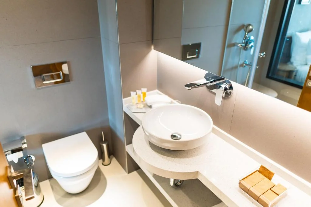 Double or Twin Room with City View, MEG HOTEL