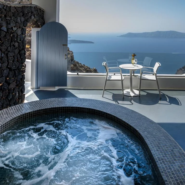 Junior Suite with Hot Tub, Pegasus Suites & Spa