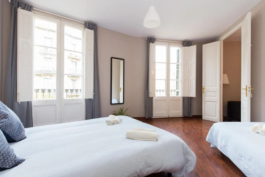 Deluxe Apartment, Key Barcelona HOUSING (Carrer Girona)