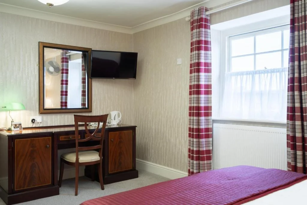 Classic Double Room, The Clarendon Hotel