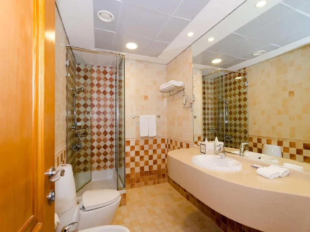 Seashell Paradise Five Bedroom Suite , Roda Beach Resort