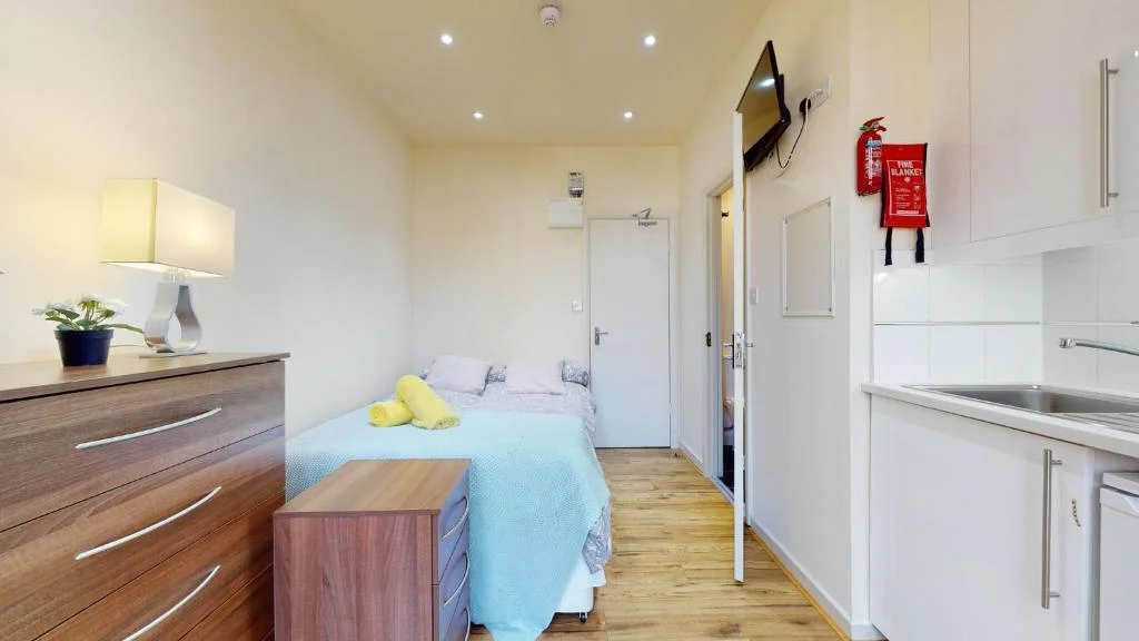 Studio, St Pauls studios 20