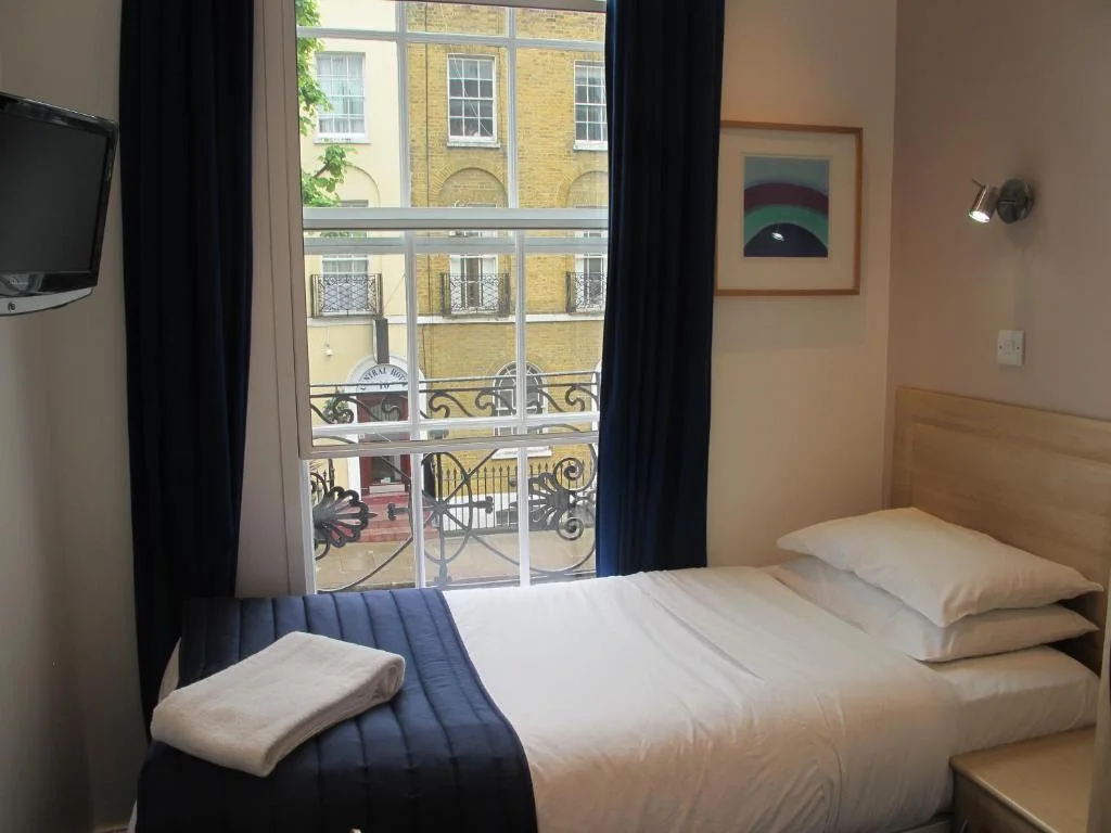 Single Room, Alhambra Hotel