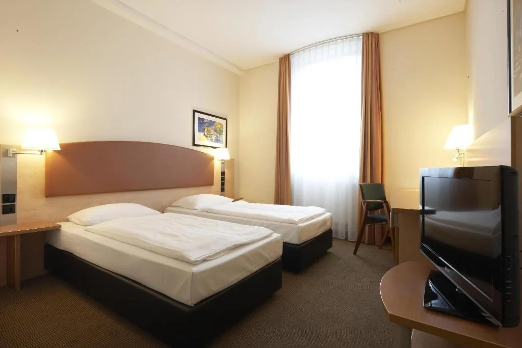 Studio, IntercityHotel Berlin Ostbahnhof