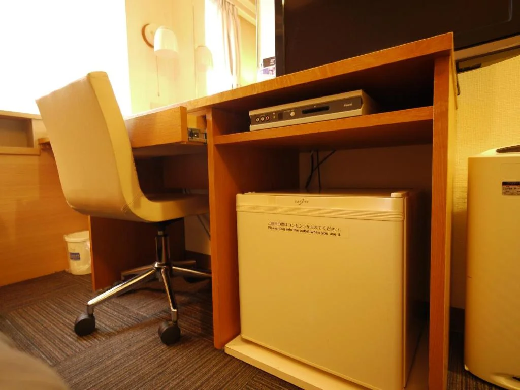 Standard Twin Room - Smoking, Hotel Route-Inn Kamisuwa