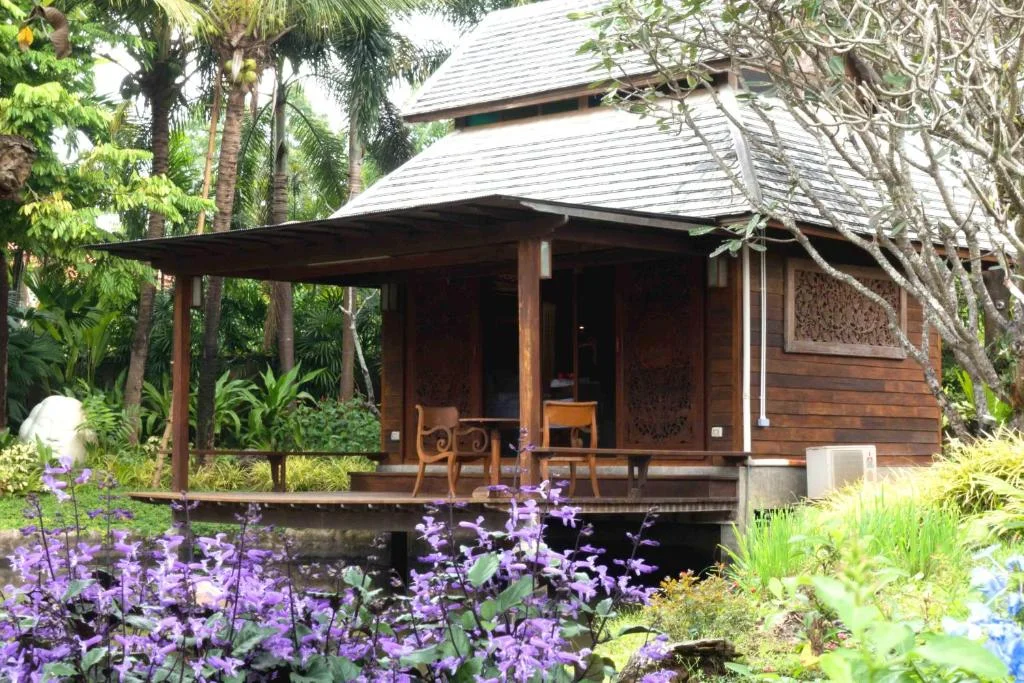 Queen Room with Pond and Pool View, Baansuwanburi - บ้านสุวรรณบุรี