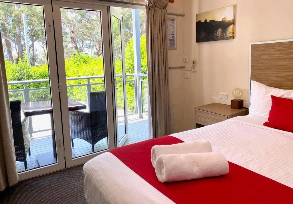 Double Room with Terrace, Jervis Bay Mariners