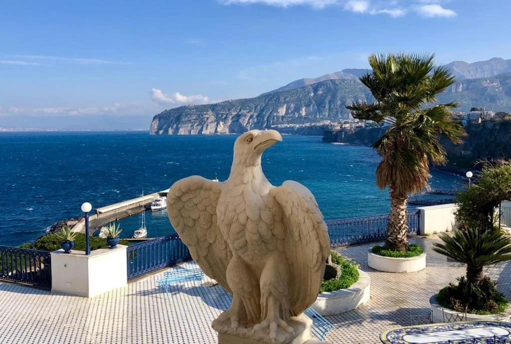 Two-Bedroom Apartment with Sea View, Villa La Terrazza Suites