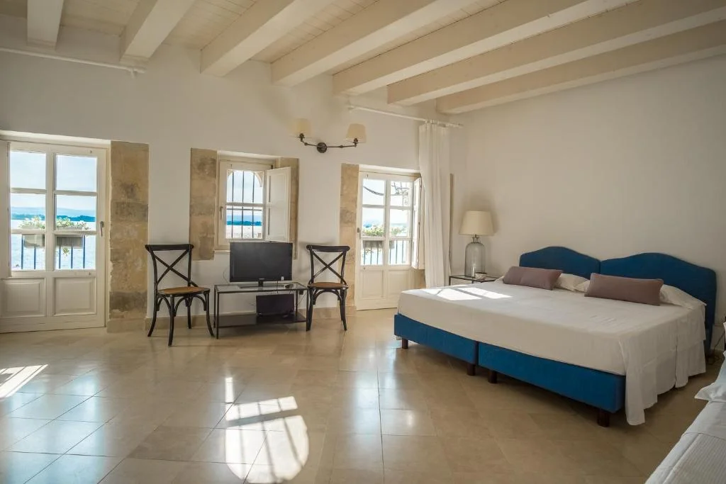 Studio Apartment with Sea View, Palazzo Alfeo Aparthotel
