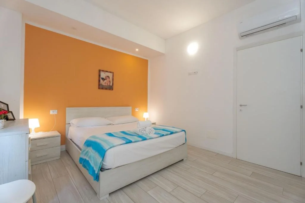 One-Bedroom Standard Apartment, APARTMENTS VISTALLIHOUSE