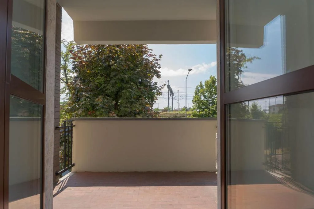 One-Bedroom Apartment, APARTMENTS VISTALLIHOUSE