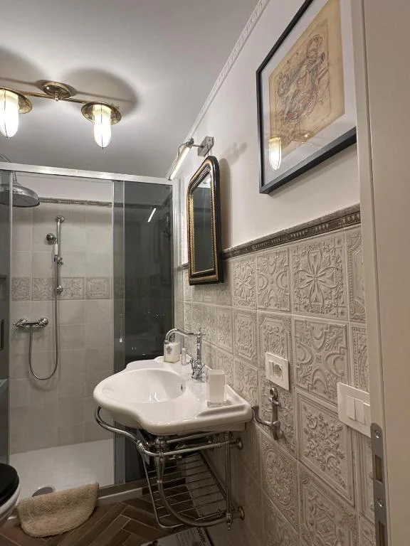 Double Room, Regal House Anzio Manetti 16