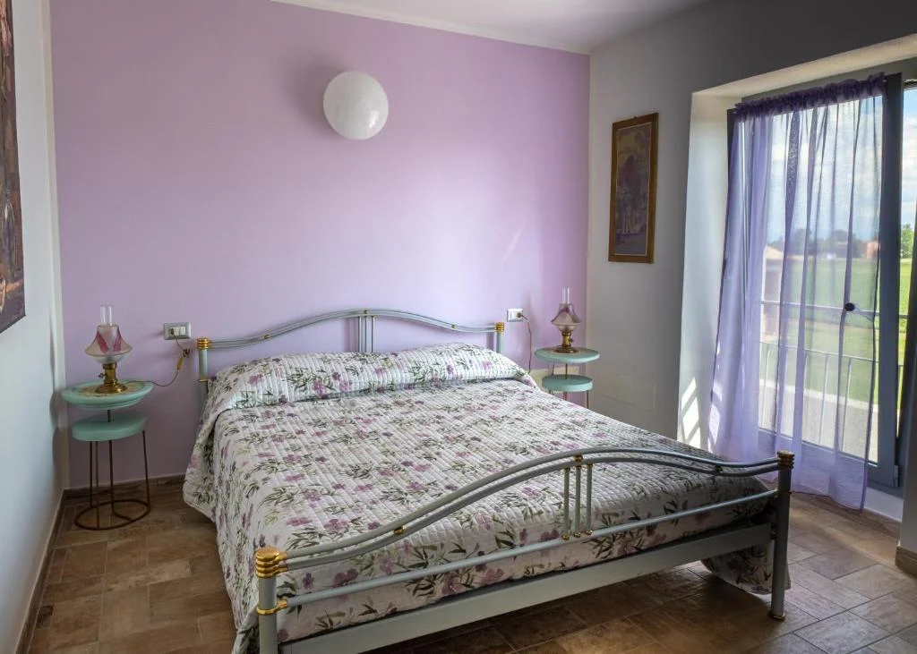 Double Room, Fermo della Guazzona