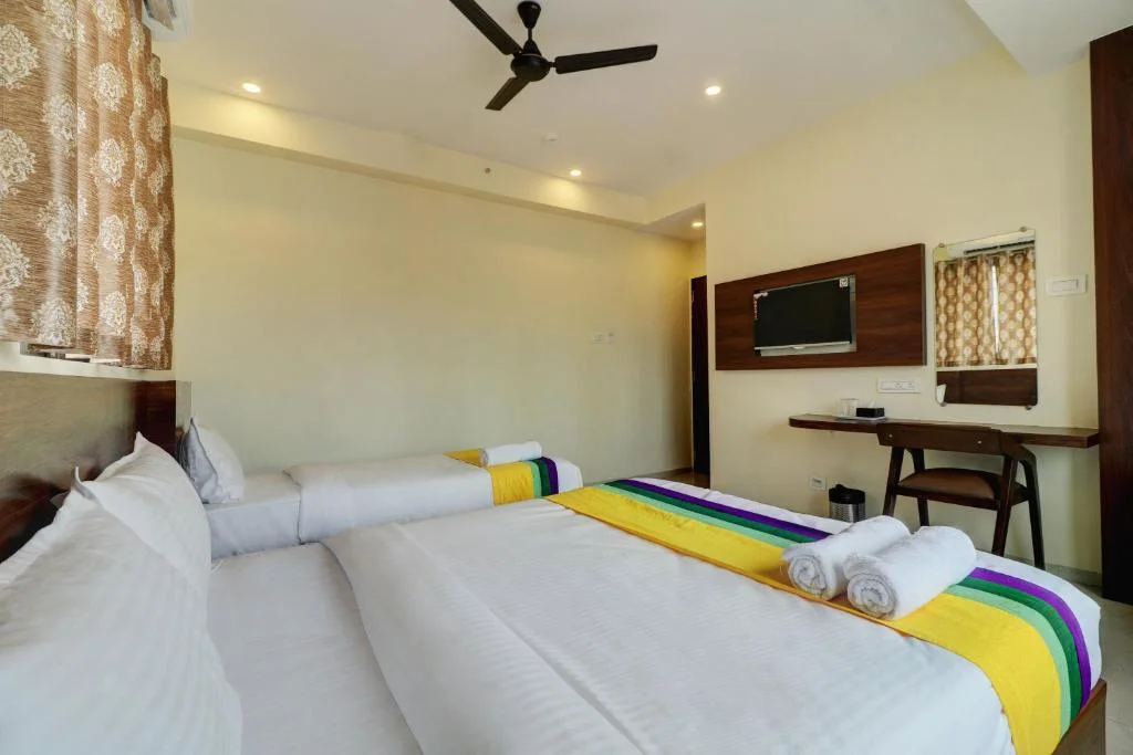 Deluxe Triple Room, Hotel Victoria Park - Masjid Bandar