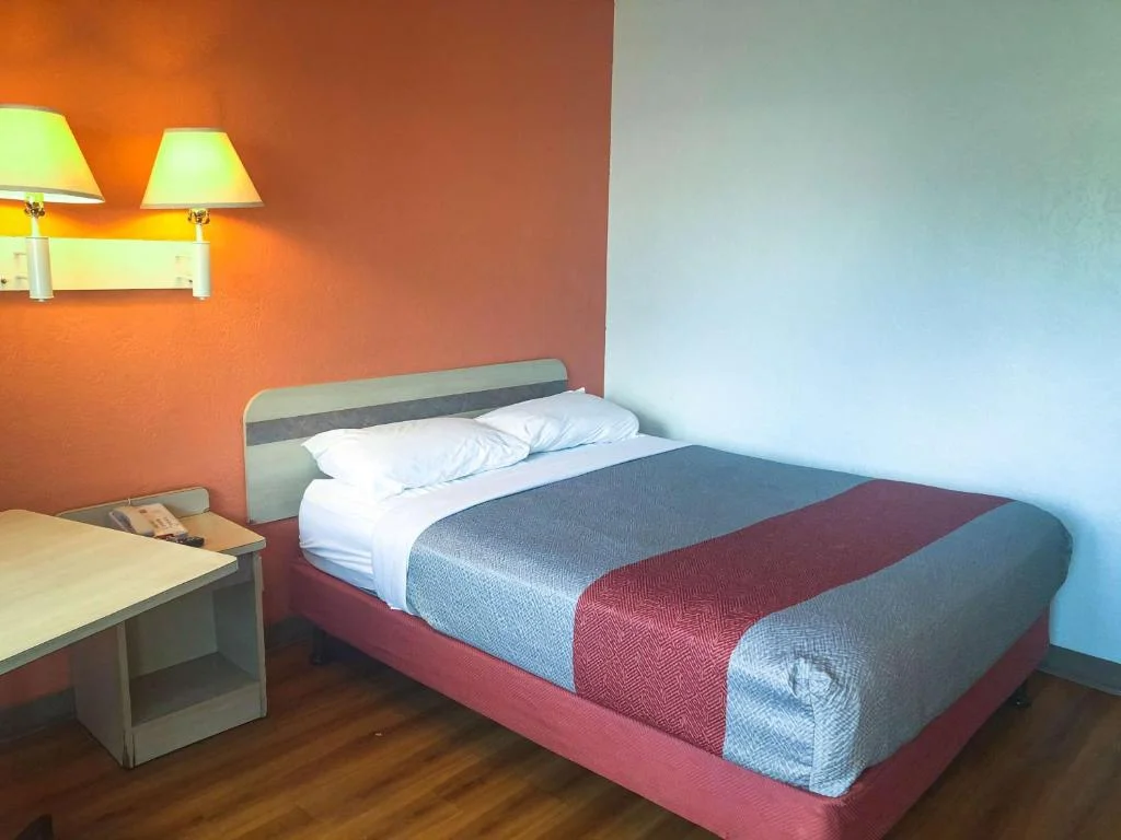 Superior Double Room, Motel 6-Jacksonville, FL - Orange Park