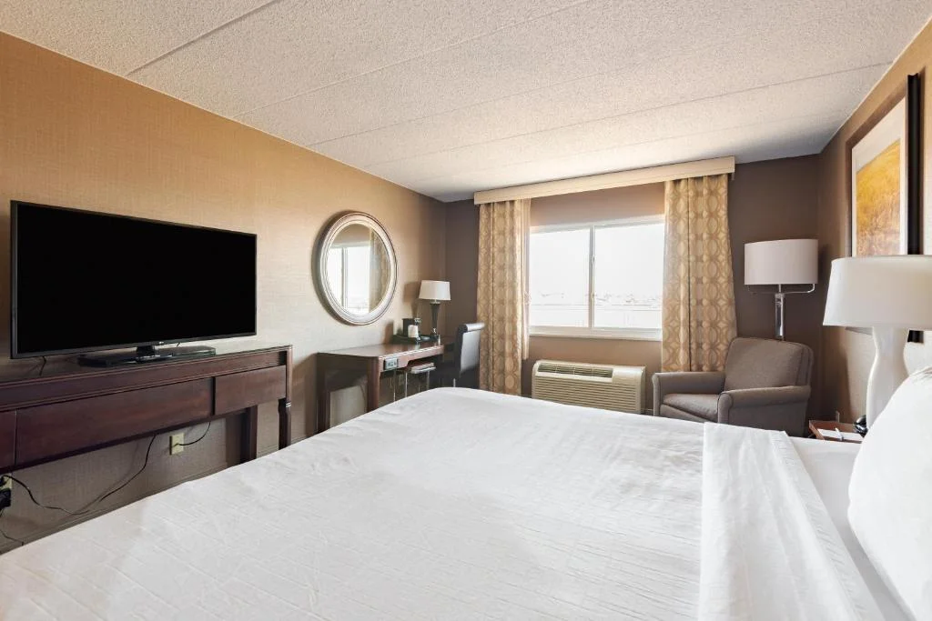 King Studio Suite - Non-Smoking, Wyndham Omaha Hotel - West Dodge