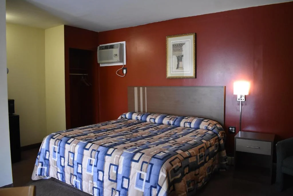 King Room, South Hills Motel