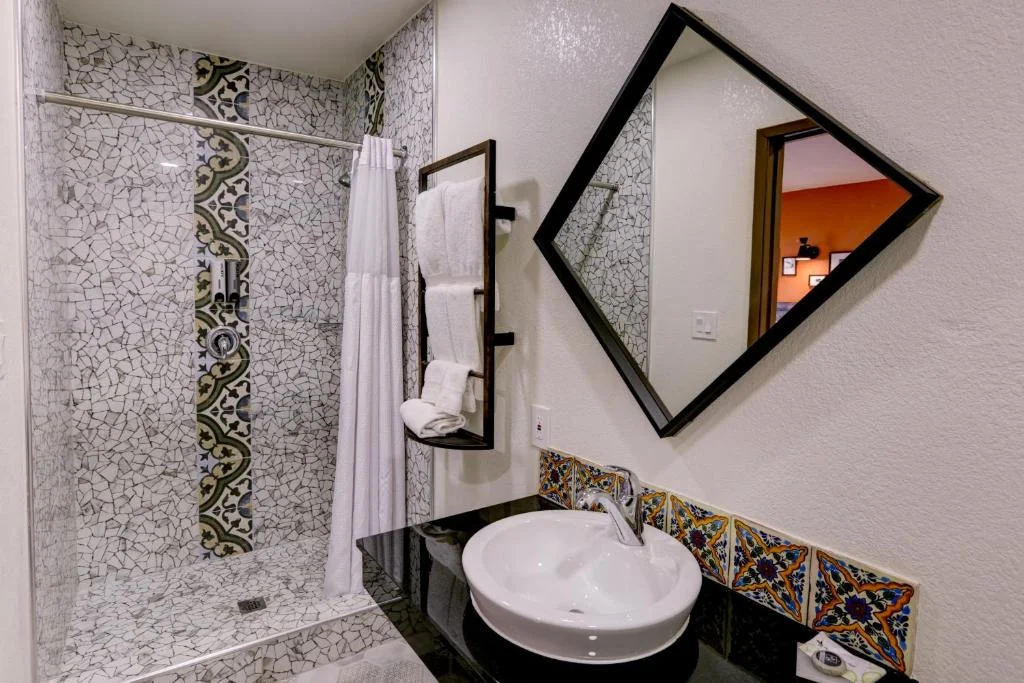 Deluxe Double or Twin Room, The Greens Hotel on Stockton