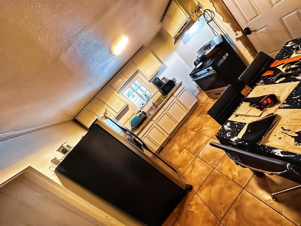 Single Room with Shared Bathroom, Zen Home