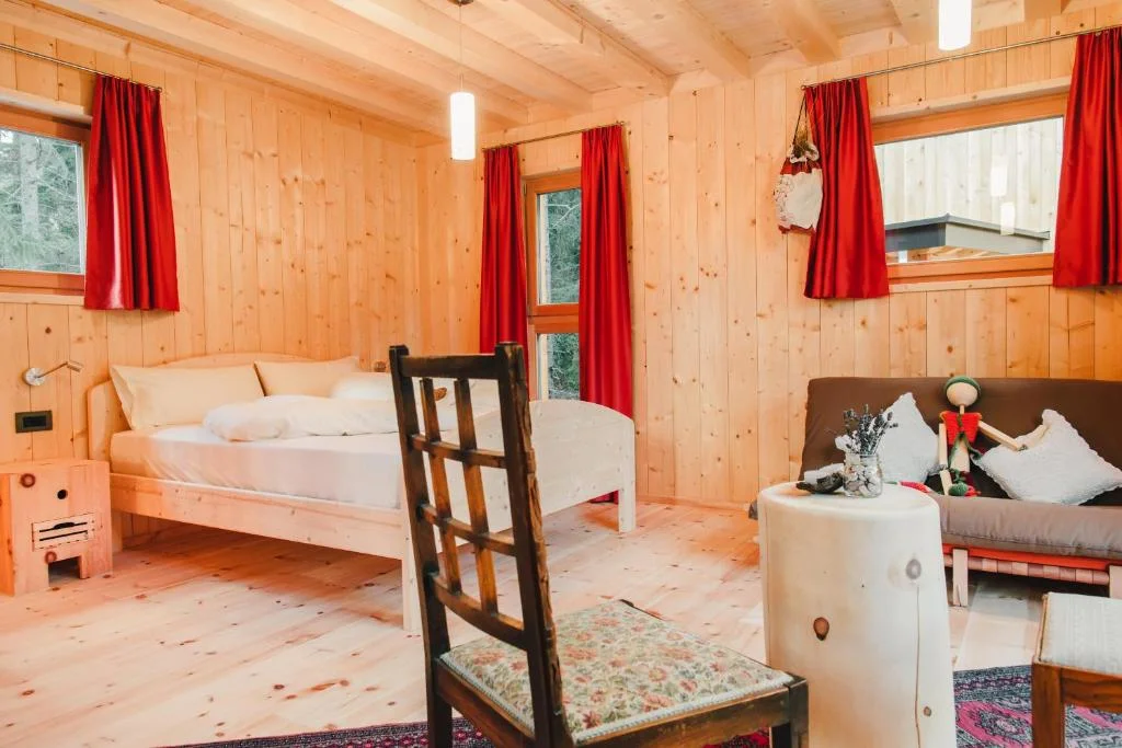One-Bedroom Chalet, Forest Chalet Resort FELIZITAS