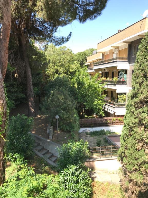 Deluxe Double Room with Extra Bed, Leonardo Da Vinci Guest House
