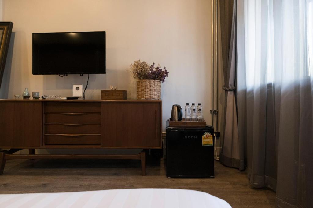 Triple Room, Iron32 Hotel