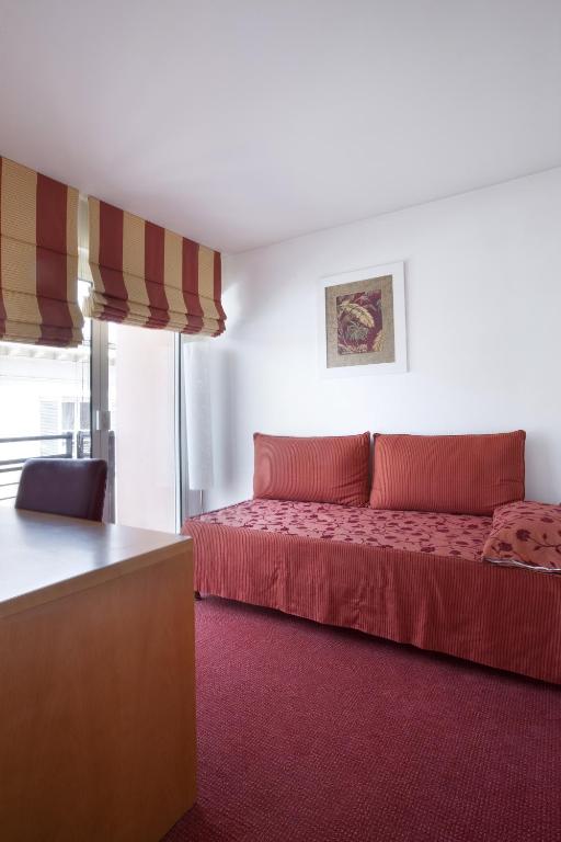 Four Bedroom Duplex Apartment, Cannes Croisette Prestige Apart'hotel