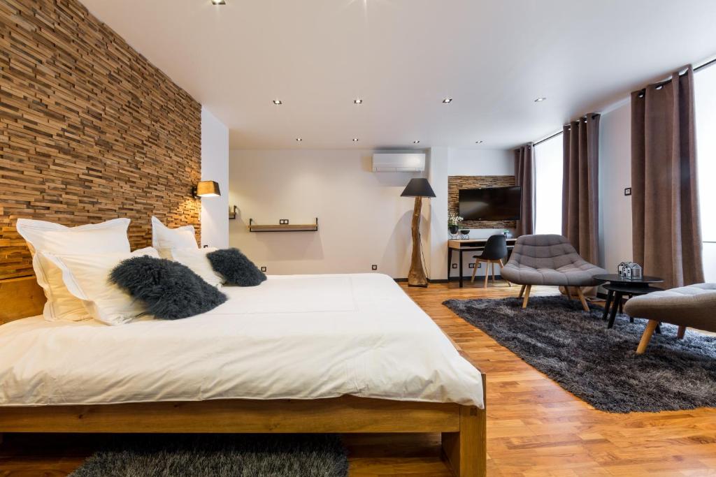 Suite with Jacuzzi and Sauna, Les suites sainte claire
