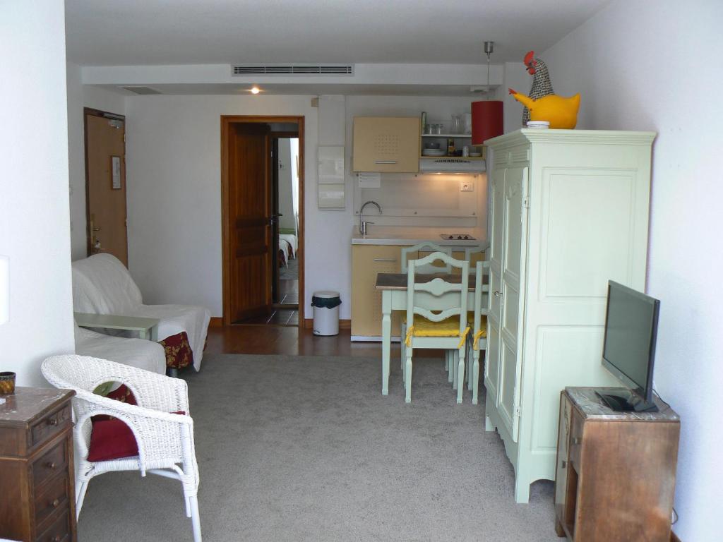 Studio, Studio Lumineux, Coeur De Ville